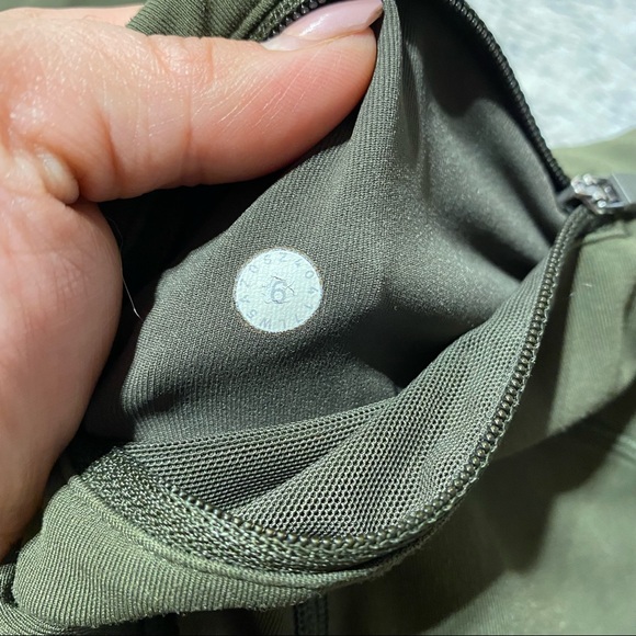 Lululemon Speed Up Tight DWR 28" - Picture 4 of 13